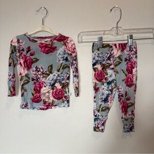 Posh Peanut Lacey 12-18m Long Sleeve Pajama Set, PLAY